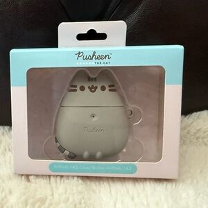 Pusheen NIB AirPods Case for 1 & 2